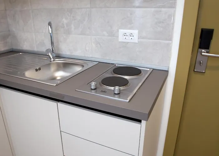 Fole Aparthotel 4*